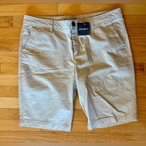 Eddie Bauer women’s Adventurer ripstop Bermuda shorts oyster stone size 14 NWT
